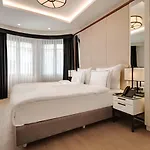 Hotel Gleam Collection 5*