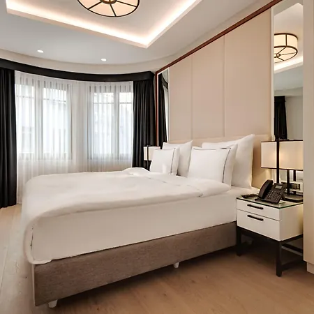 Gleam Collection Hotel 5*