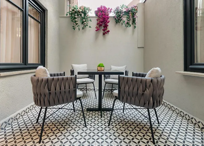 Hotel Gleam Collection